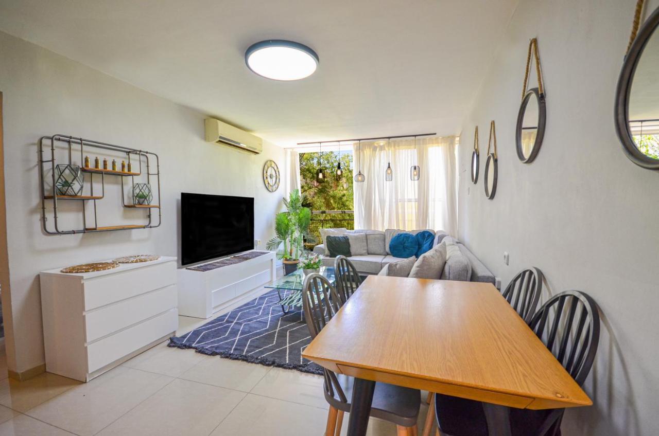 Yalarent Sunora 3Br Apt - Families Only Eilat Ngoại thất bức ảnh